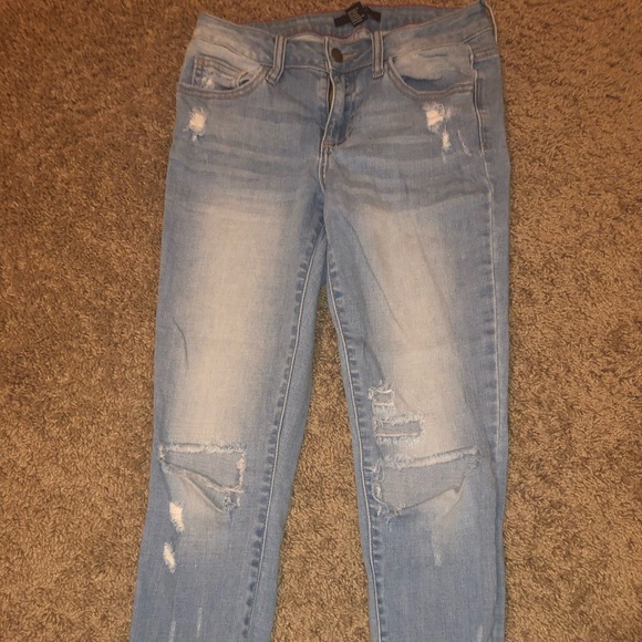 Ripped hem jeans - Picture 2 of 4